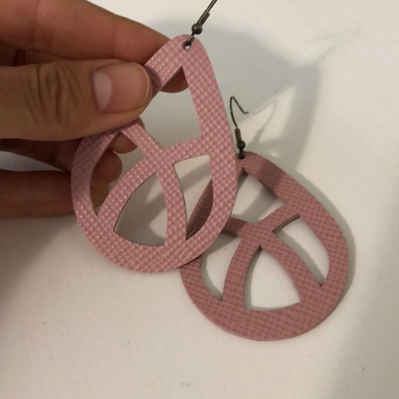 Leather Earring set - Picture 4 of 4